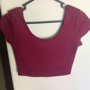 Cap sleeves crop shirt
